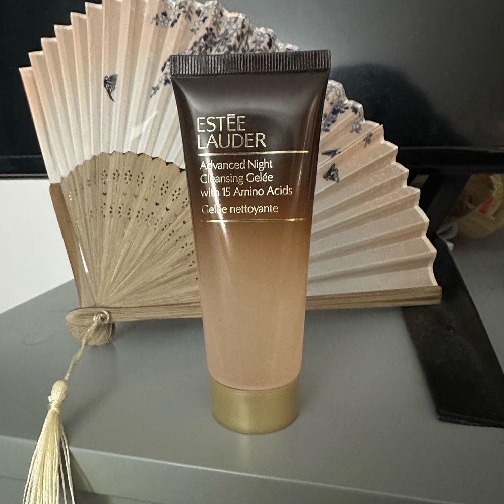 Estée Lauder Advanced Night Cleansing Gelée